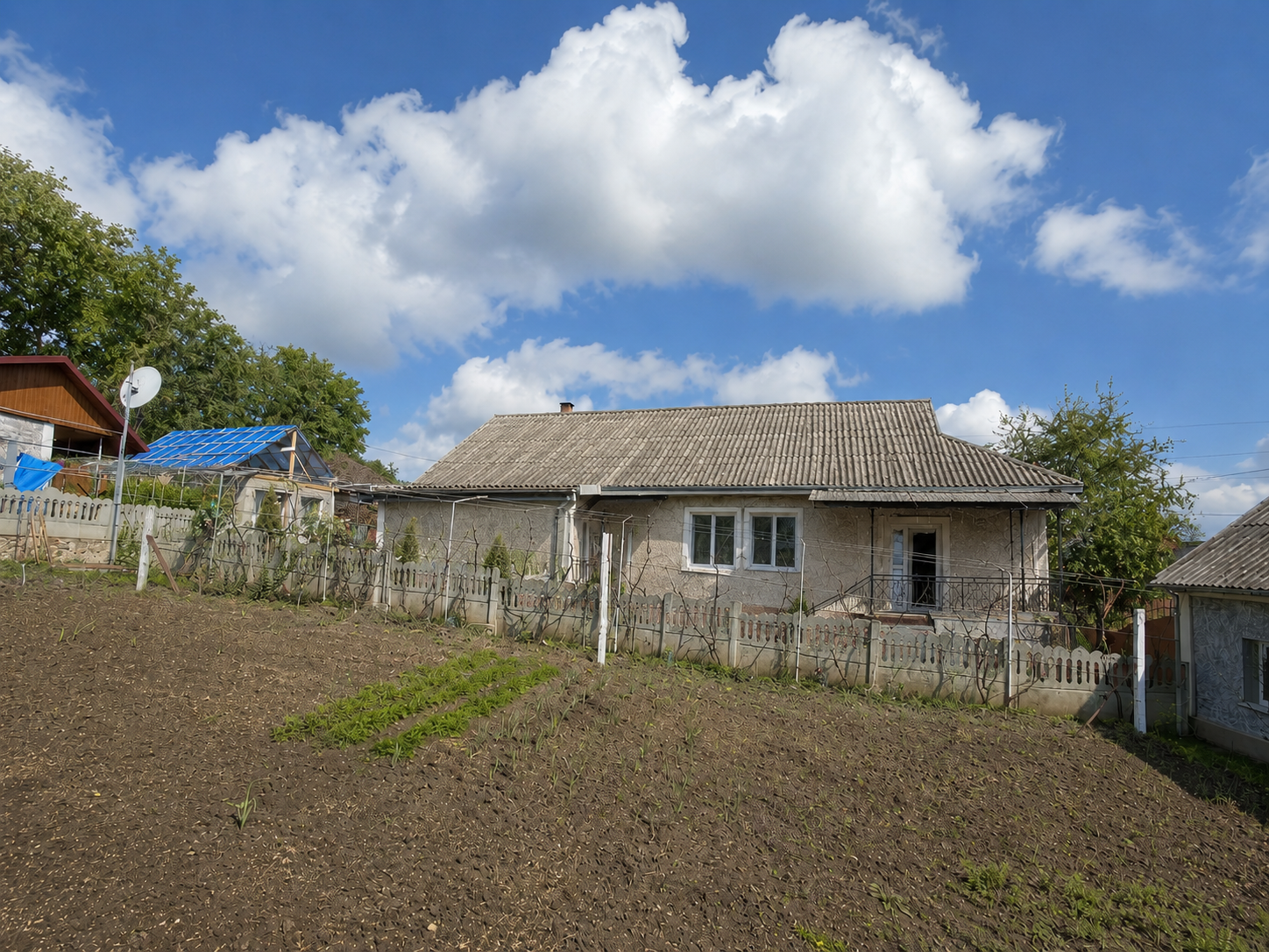 Înainte de renovarea acoperișului